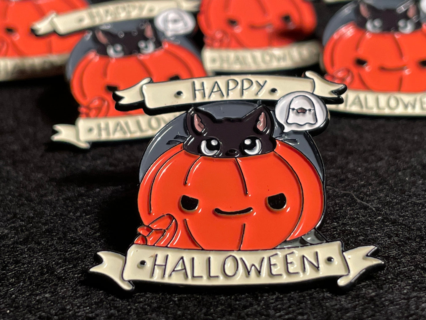 Happy Halloween Pumpkin Pin Badge