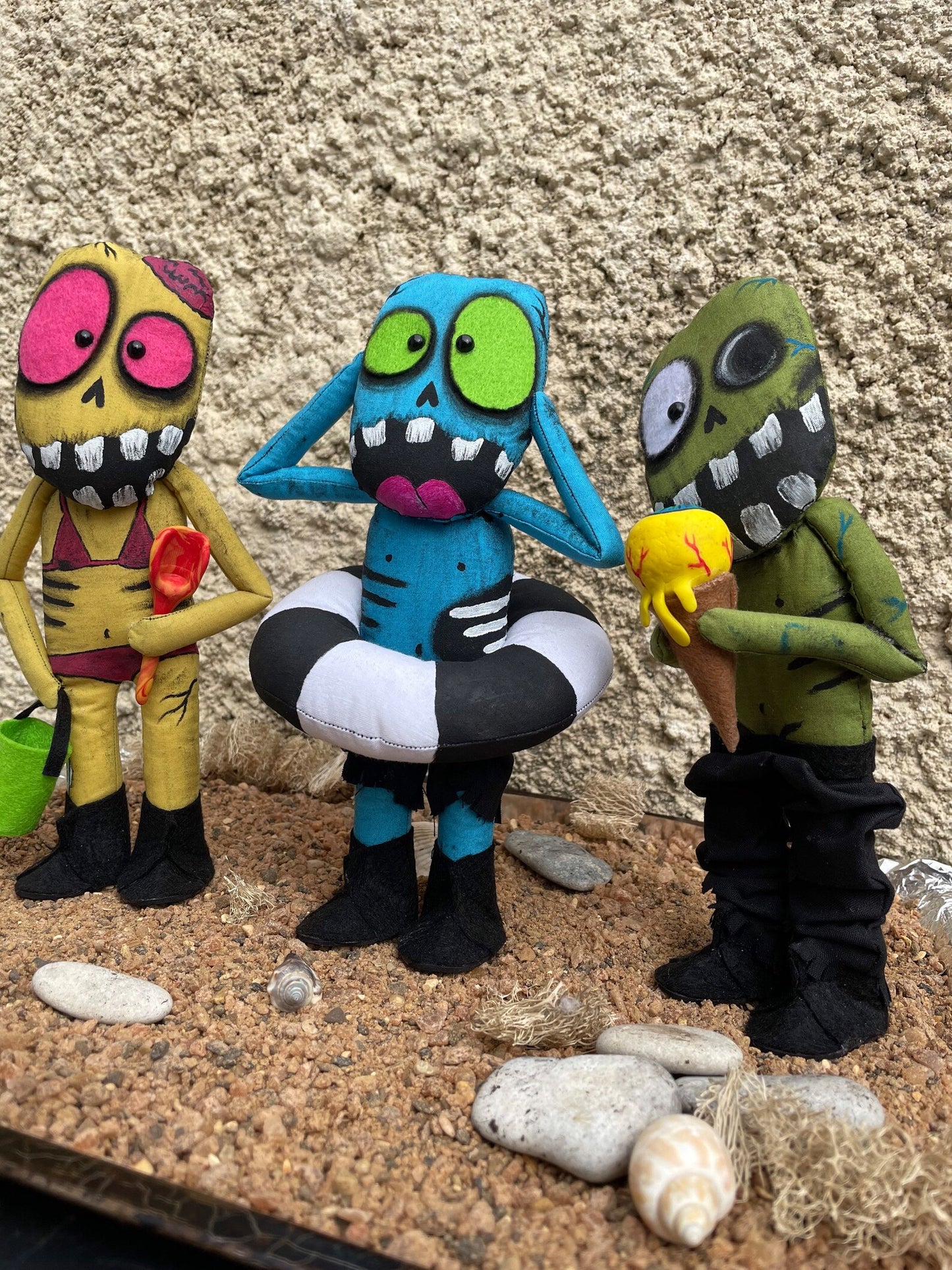 Beach Zombie Art Dolls